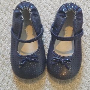 Robeez girls shoes size 18-24 months